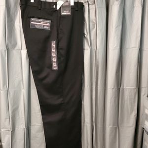 Roundtree & Yorke black pants size 34x32